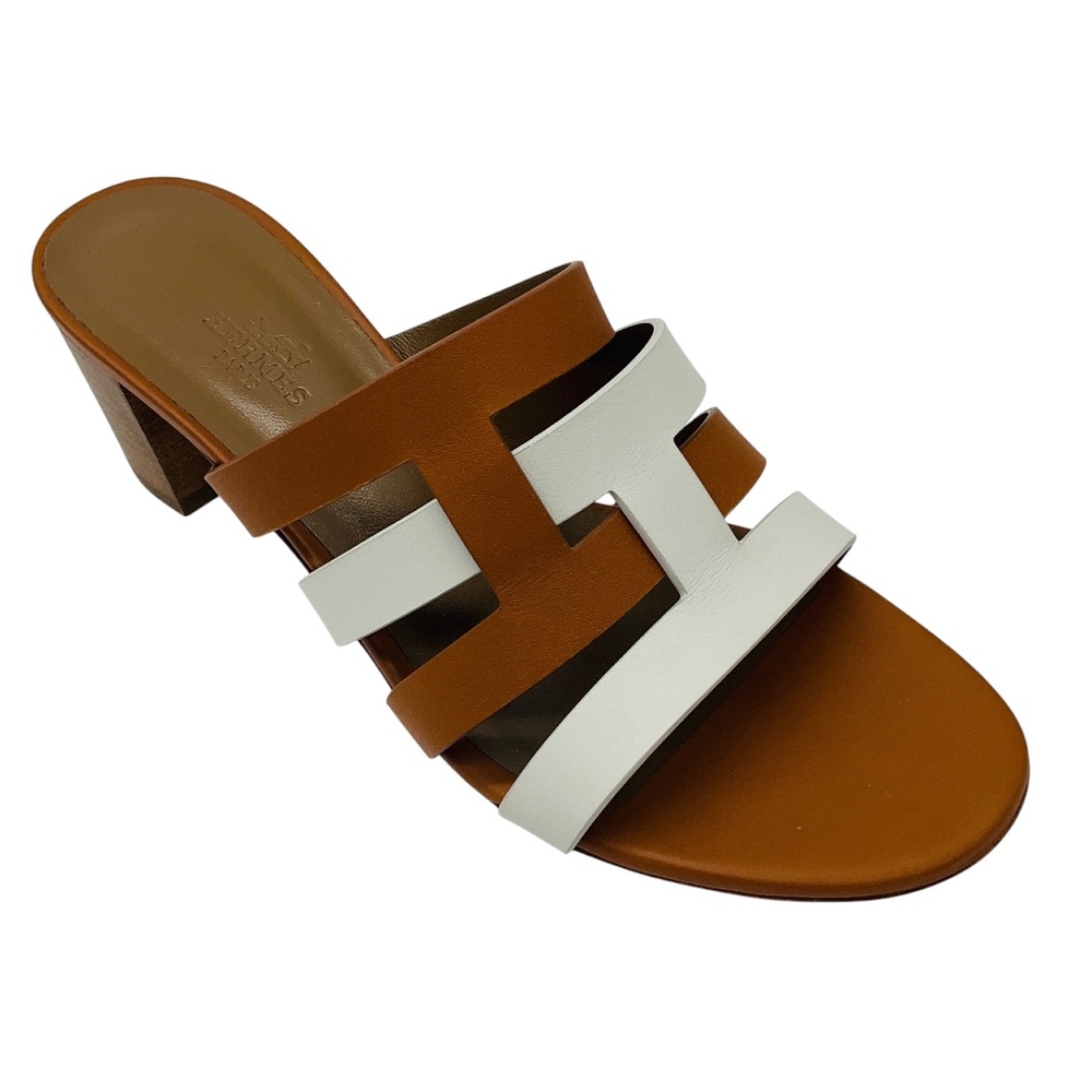 HERMES TAN / WHITE BICOLOR AMICA SANDAL